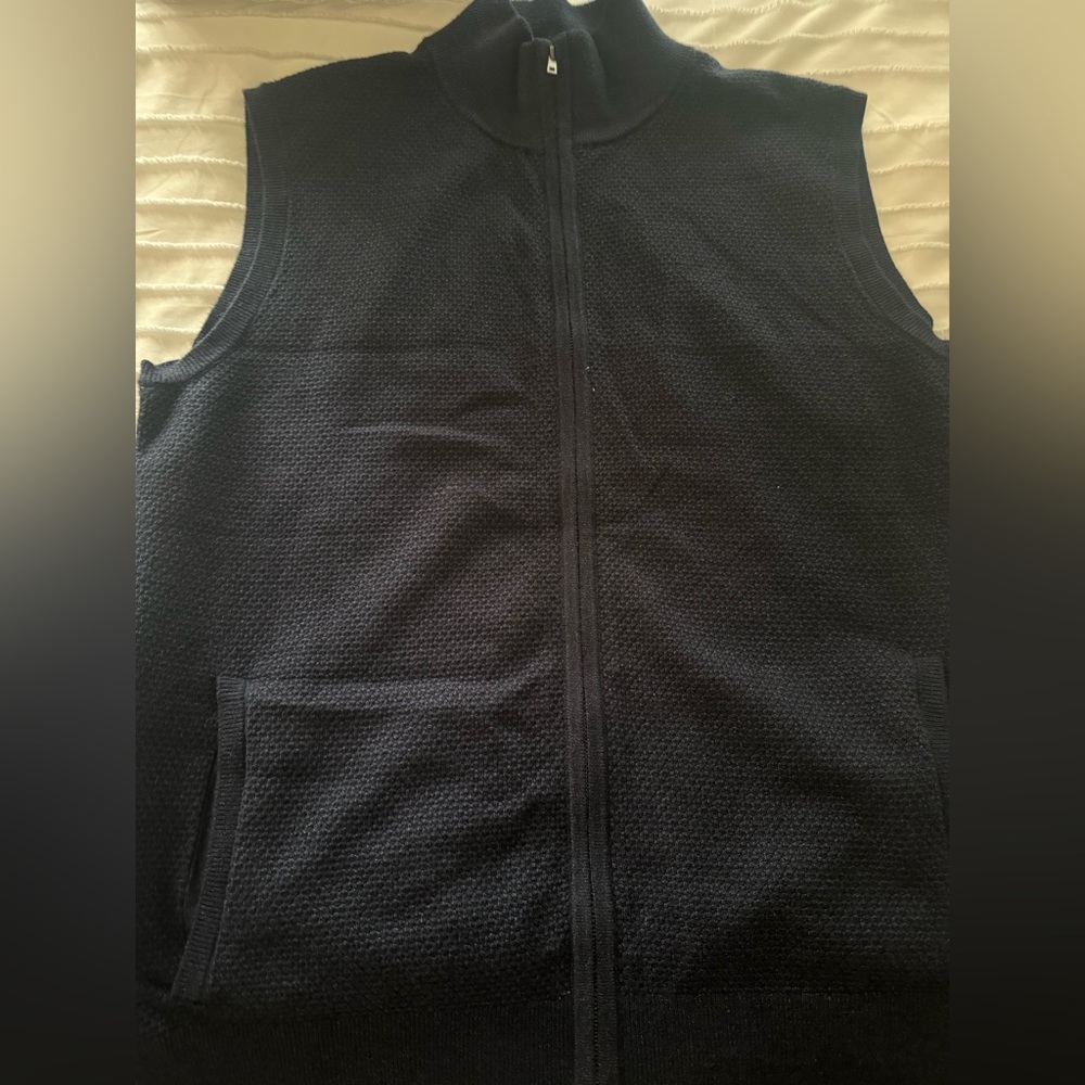 Black Sleeveless Vest